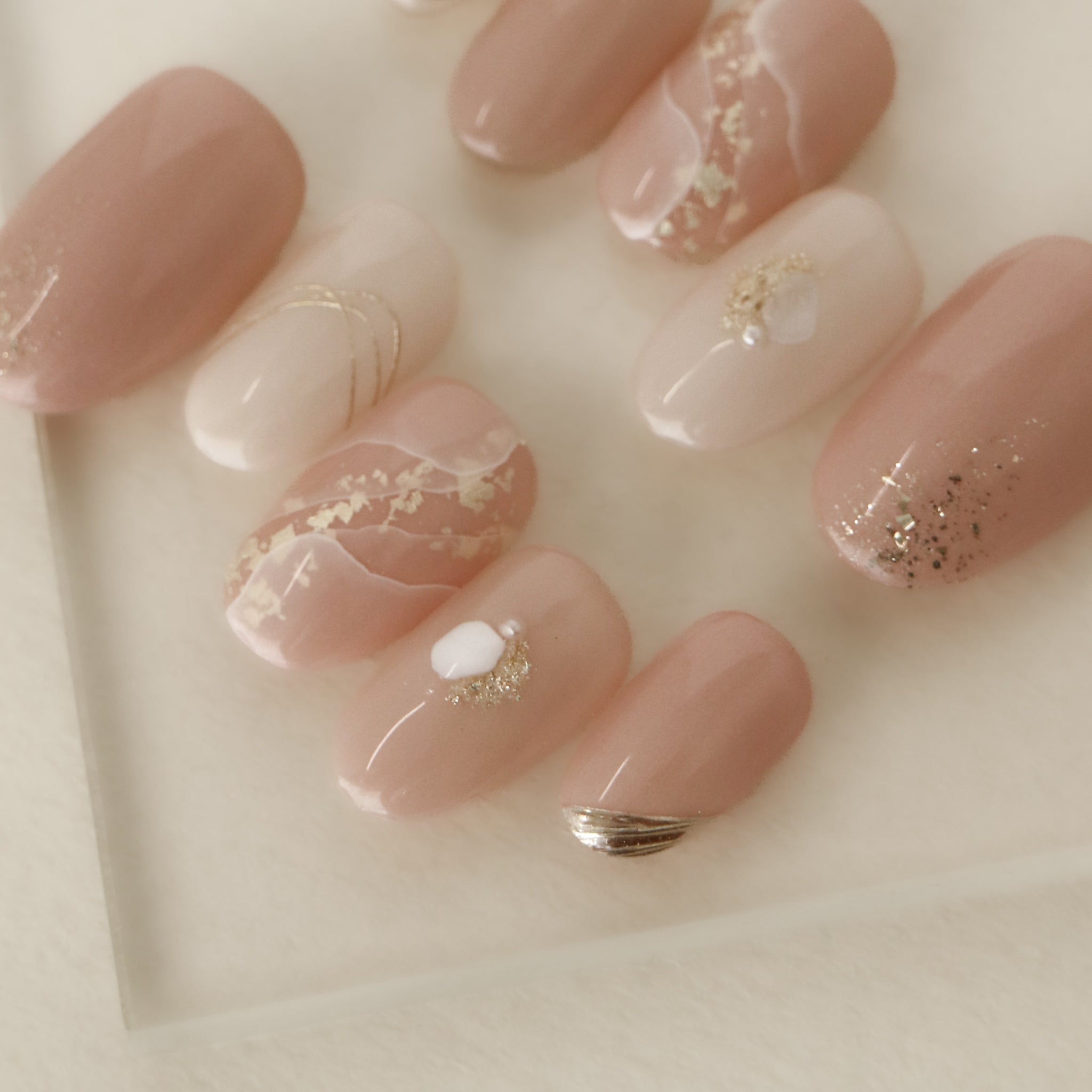 Nude Praline
