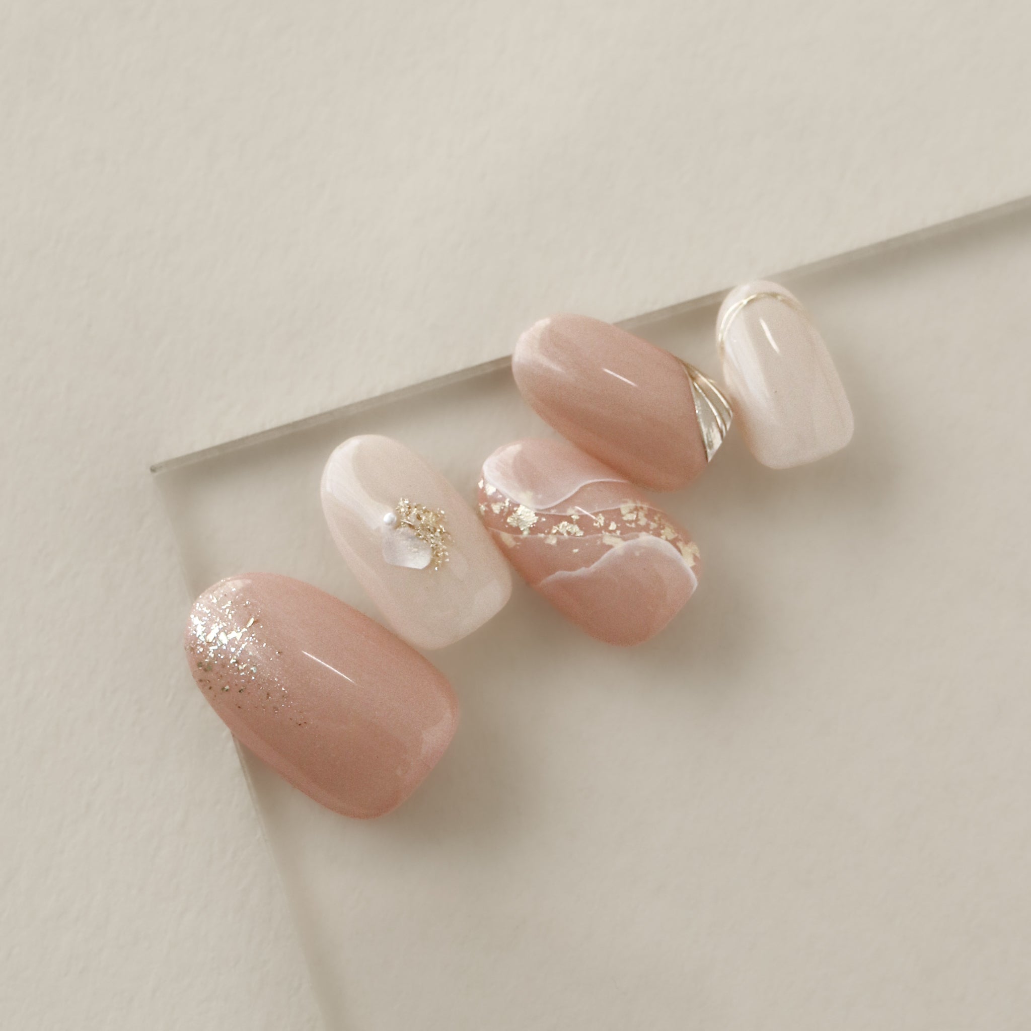 Nude Praline